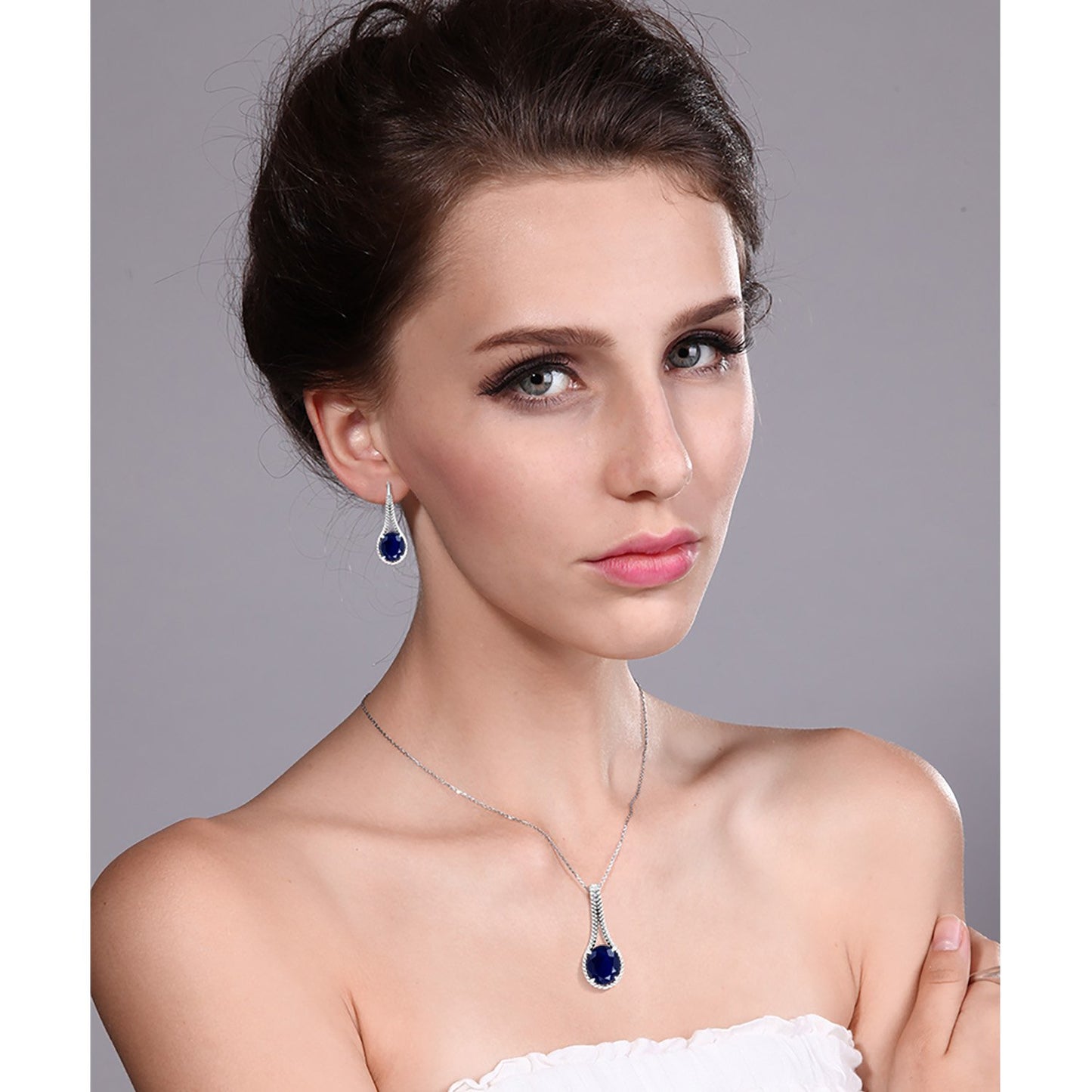 Gem Stone King 15.00 Cttw Blue Sapphire Pendant and Earrings Jewelry Set For Women In 925 Sterling Silver | Gemstone Birthstone | Oval 12X10MM | With 18 inch Silver Chain