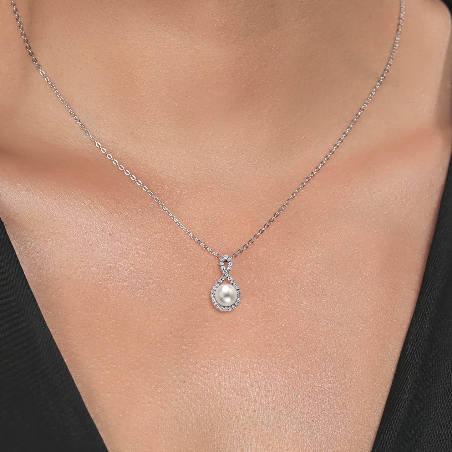 Gem Stone King 925 Sterling Silver 6.5-7MM Cultured Freshwater Pearl and White Lab Grown Diamond Pendant Necklace For Women | 0.21 Cttw | June Birthstone | With 18 Inch Chain